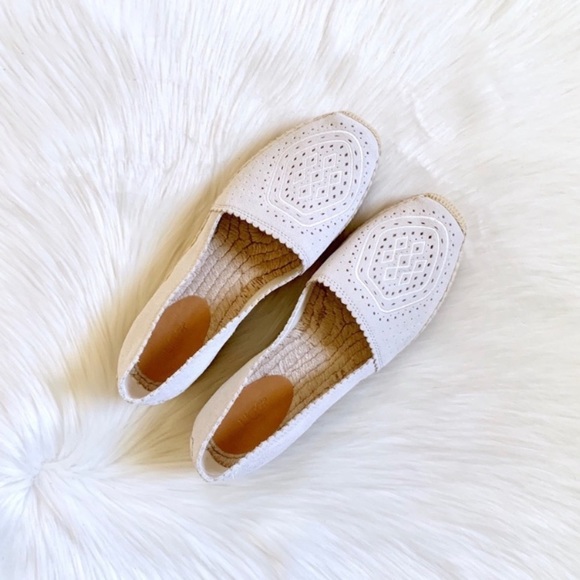 UGG Jasmine Suede Heidi Perforated Espadrille Flat - Picture 2 of 6